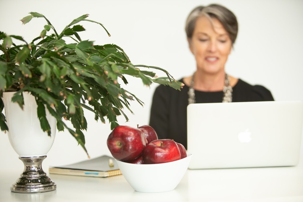 Eat For Living by Jennifer Lloyd | 2306 St Johns St, Port Moody, BC V3H 2A9, Canada | Phone: (604) 313-6718