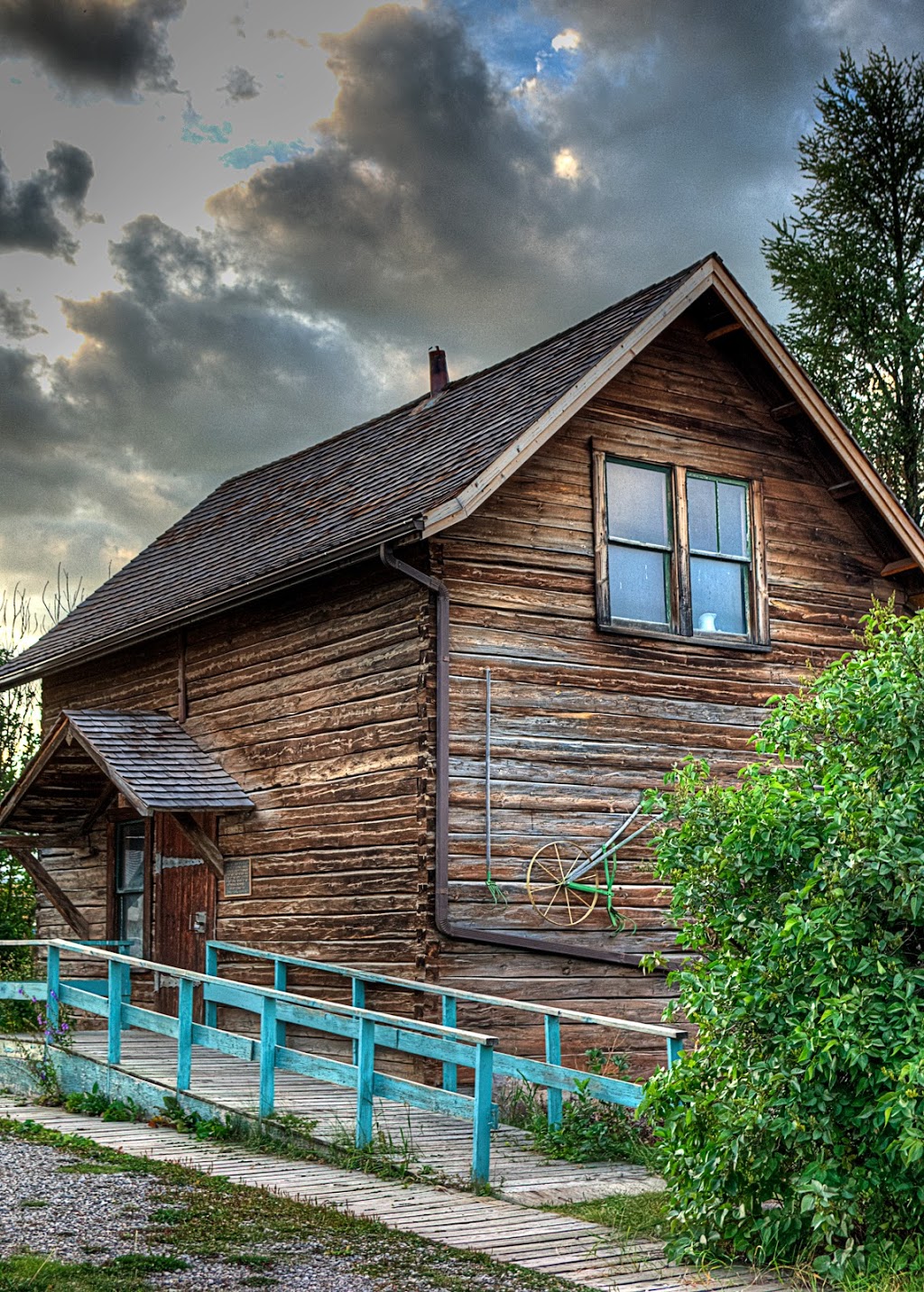 Sundre & District Museum | Box 314, 211 1 Ave SW, Sundre, AB T0M 1X0, Canada | Phone: (403) 638-3233