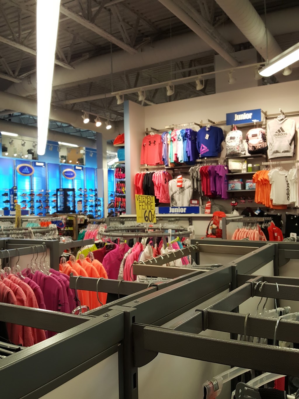 Sports Experts Chambly | 725 Avenue de Salaberry, Chambly, QC J3L 1R2, Canada | Phone: (450) 658-0561