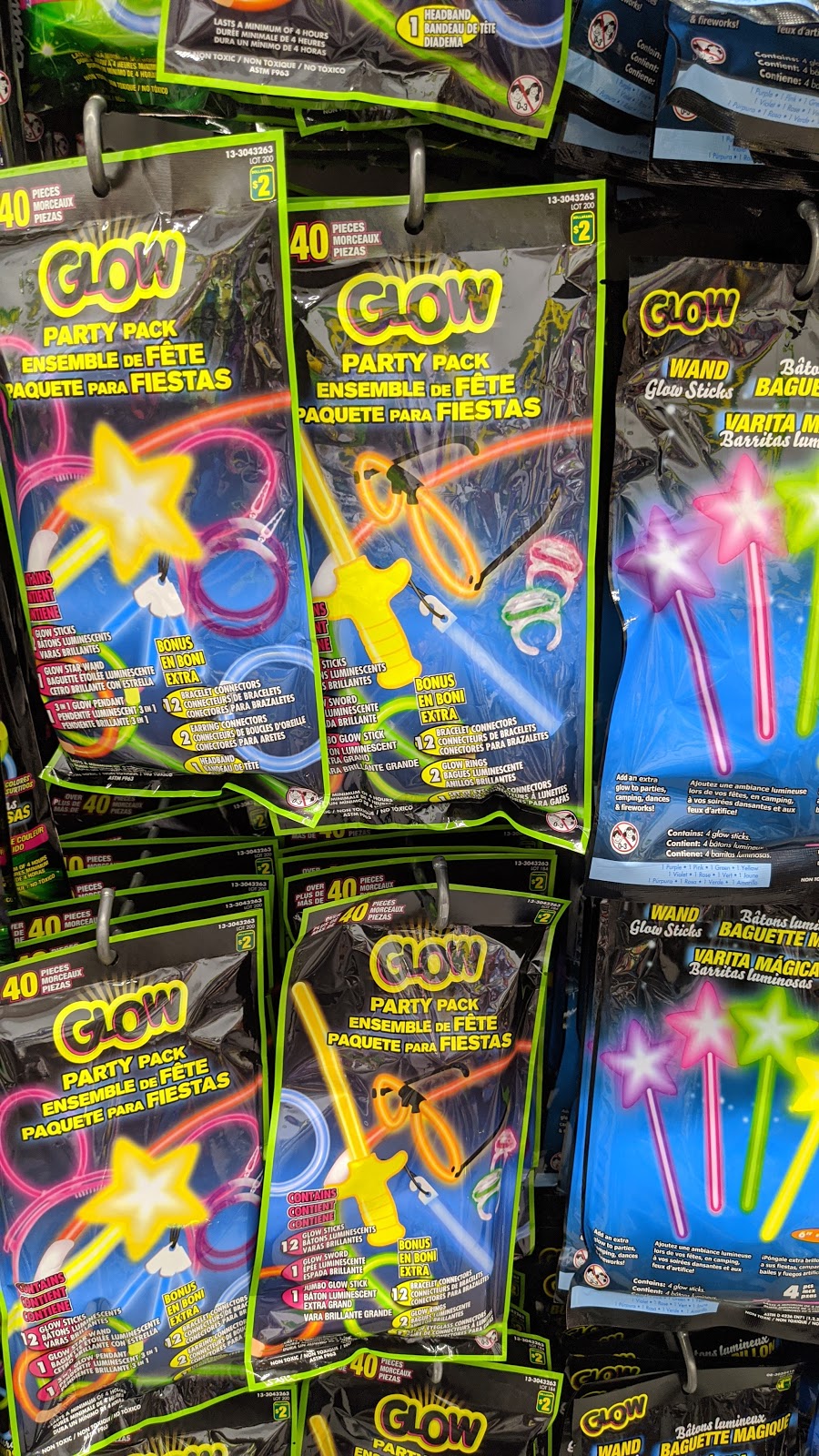 Dollarama | 609 Bruce Ave, Nanaimo, BC V9R 3Y6, Canada | Phone: (250) 740-5743
