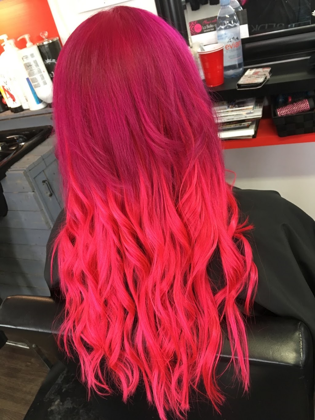 Salon de Coiffure La Belle et La Tête | 145, rue, Grande Côte O, Lanoraie, QC J0K 1E0, Canada | Phone: (579) 644-8555