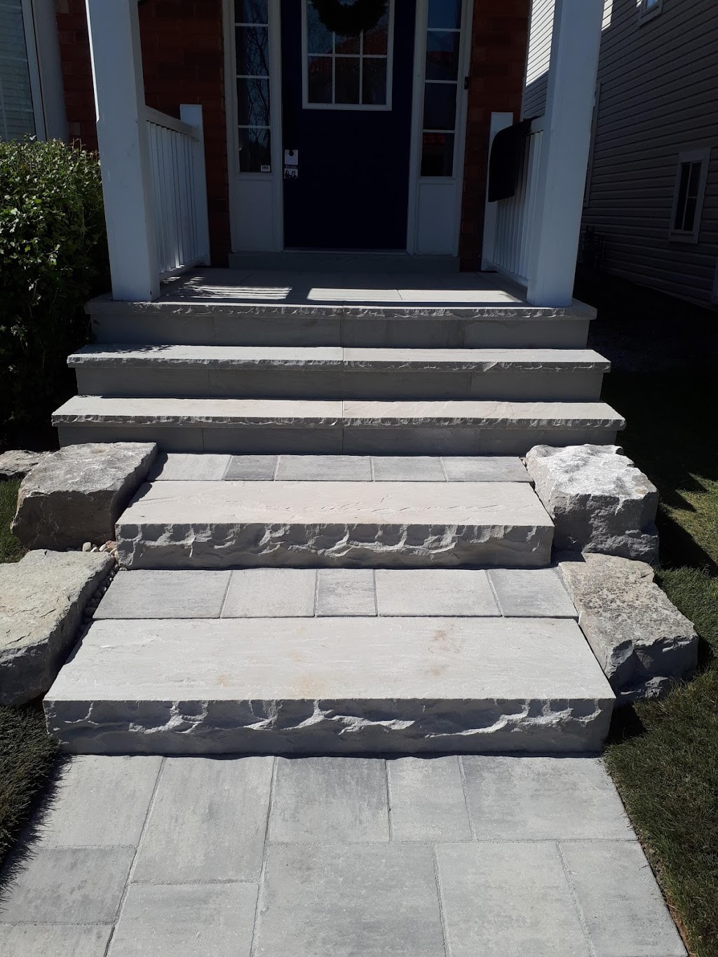 Red Oak landscaping Inc. | 1687 Taunton Rd, Hampton, ON L0B 1J0, Canada | Phone: (905) 240-0566