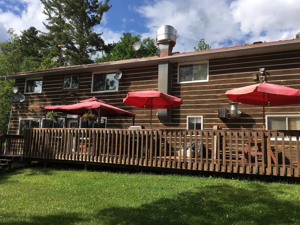Fairbank Lake Resort | 1586 Fairbanks E Rd, Whitefish, ON P0M 3E0, Canada | Phone: (705) 866-2773