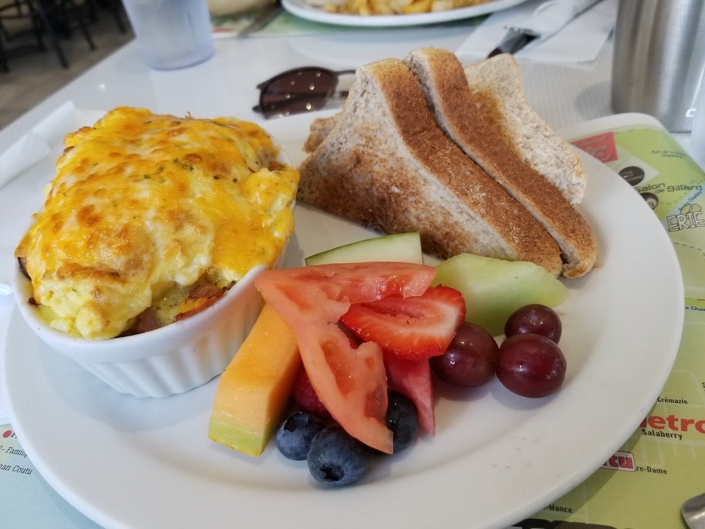 Café Bistro la Brûlerie | 5540 Rue Papineau, Lac-Mégantic, QC G6B 0E1, Canada | Phone: (819) 583-1673