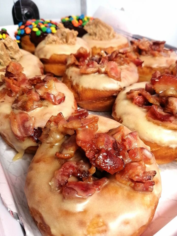 Double Dzs | 2621 Lakefield Rd, Peterborough, ON K9J 6X5, Canada | Phone: (705) 208-2855