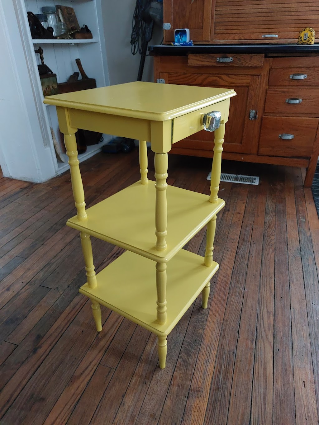 Tiques and tweaks restorations and more | 1775 Storey St, Bath, ON K0H 1G0, Canada | Phone: (613) 483-0566