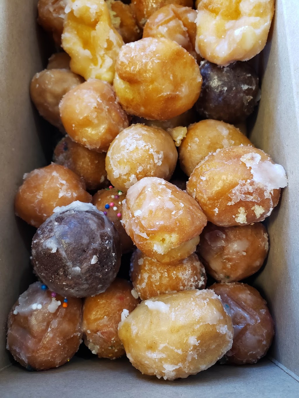 Tim Hortons | 469 Highway, Hamilton, ON L9H 7K2, Canada | Phone: (905) 689-6351