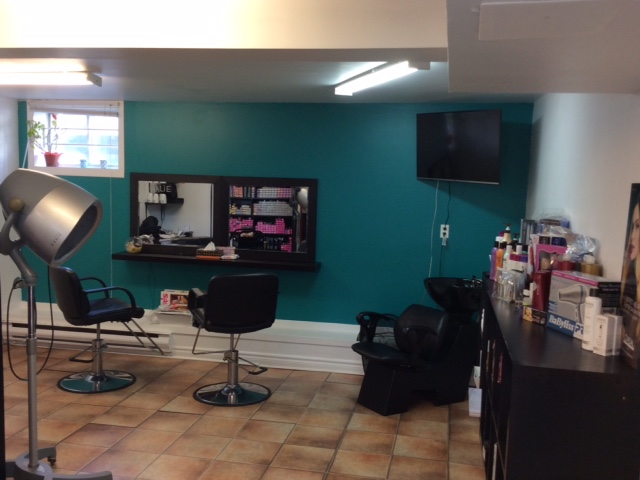 Ça Dé Coiffe | 305 QC-132, Sorel-Tracy, QC J3R 1K6, Canada | Phone: (450) 881-2699
