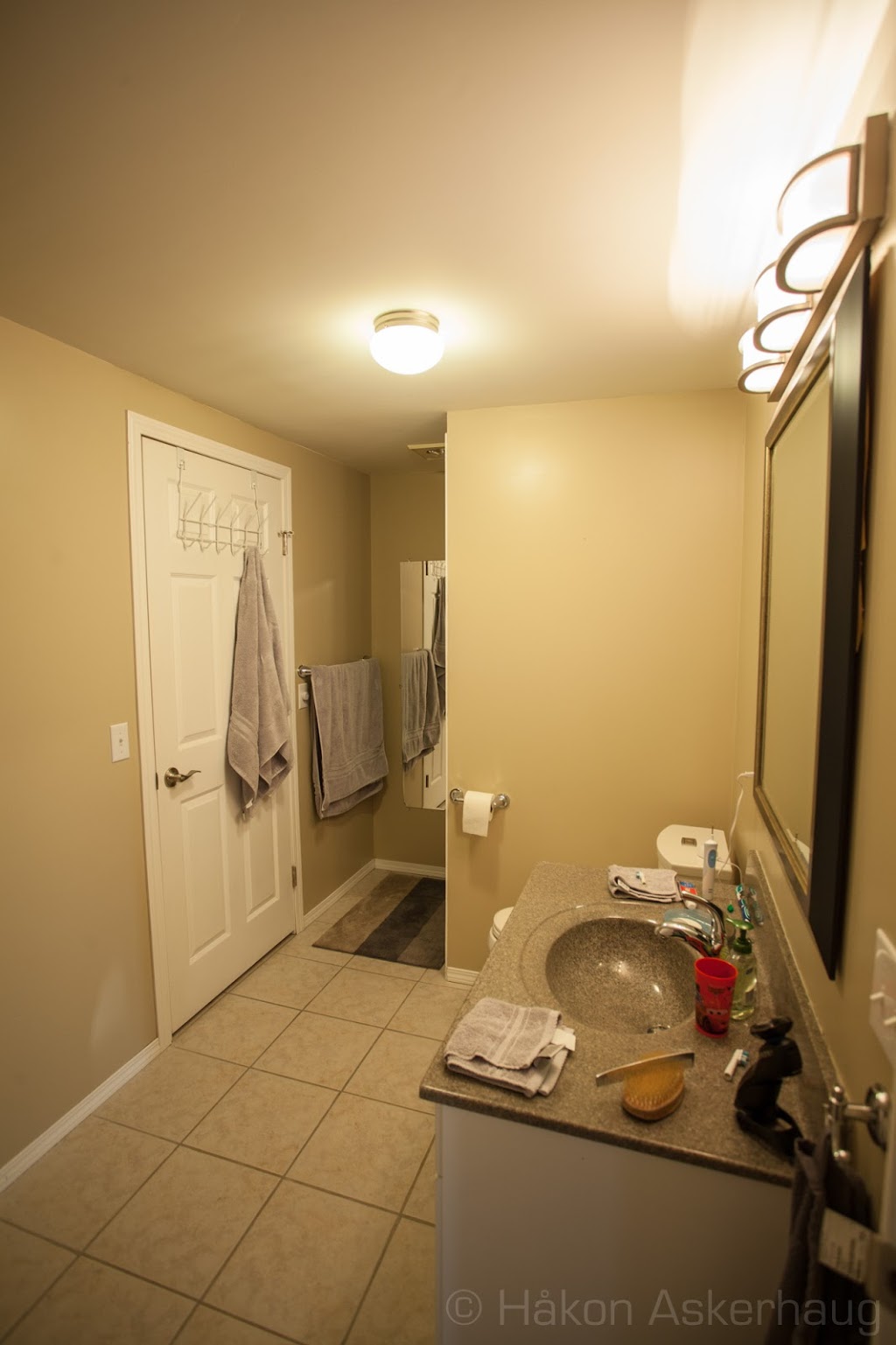 La Casita Bella Vista | 305 Gleneagles View, Cochrane, AB T4C 1P4, Canada | Phone: (403) 708-9643