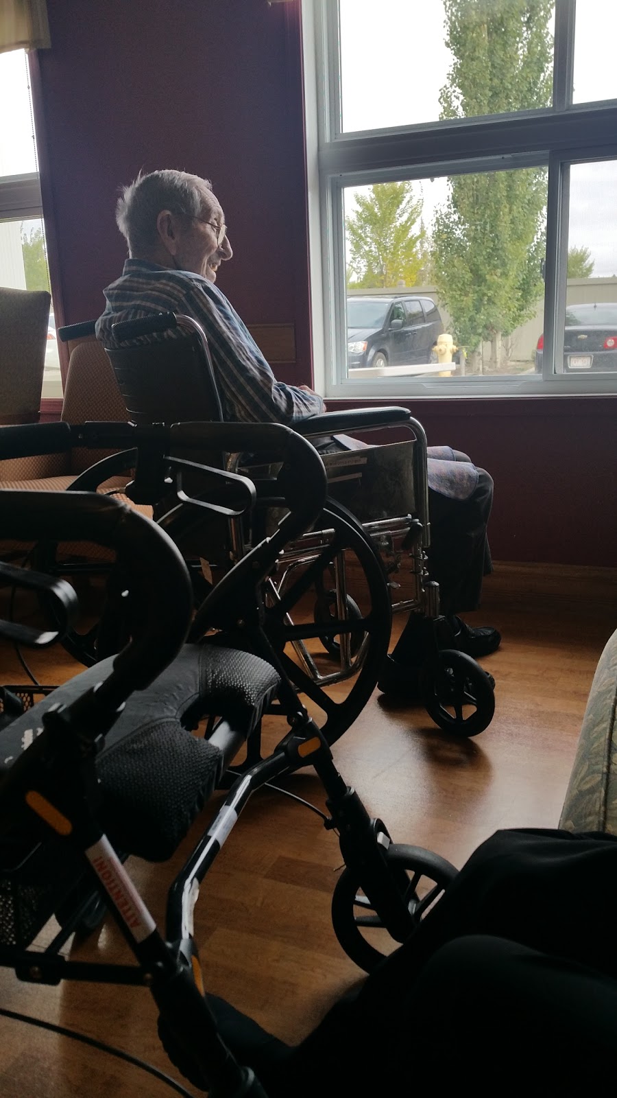 AgeCare Miller Crossing Long-Term Care Home | 14251 50 St NW, Edmonton, AB T5A 5J4, Canada | Phone: (780) 478-9212