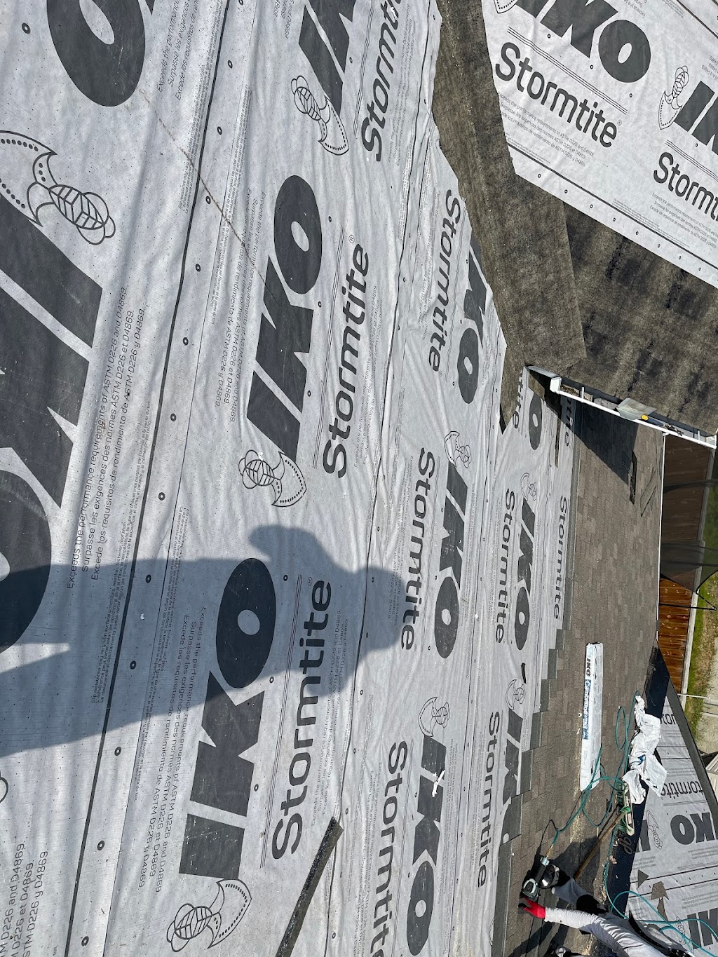 Laser Cut Roofing Ltd | 47 Whiteram Way NE, Calgary, AB T1Y 5W6, Canada | Phone: (403) 899-9281
