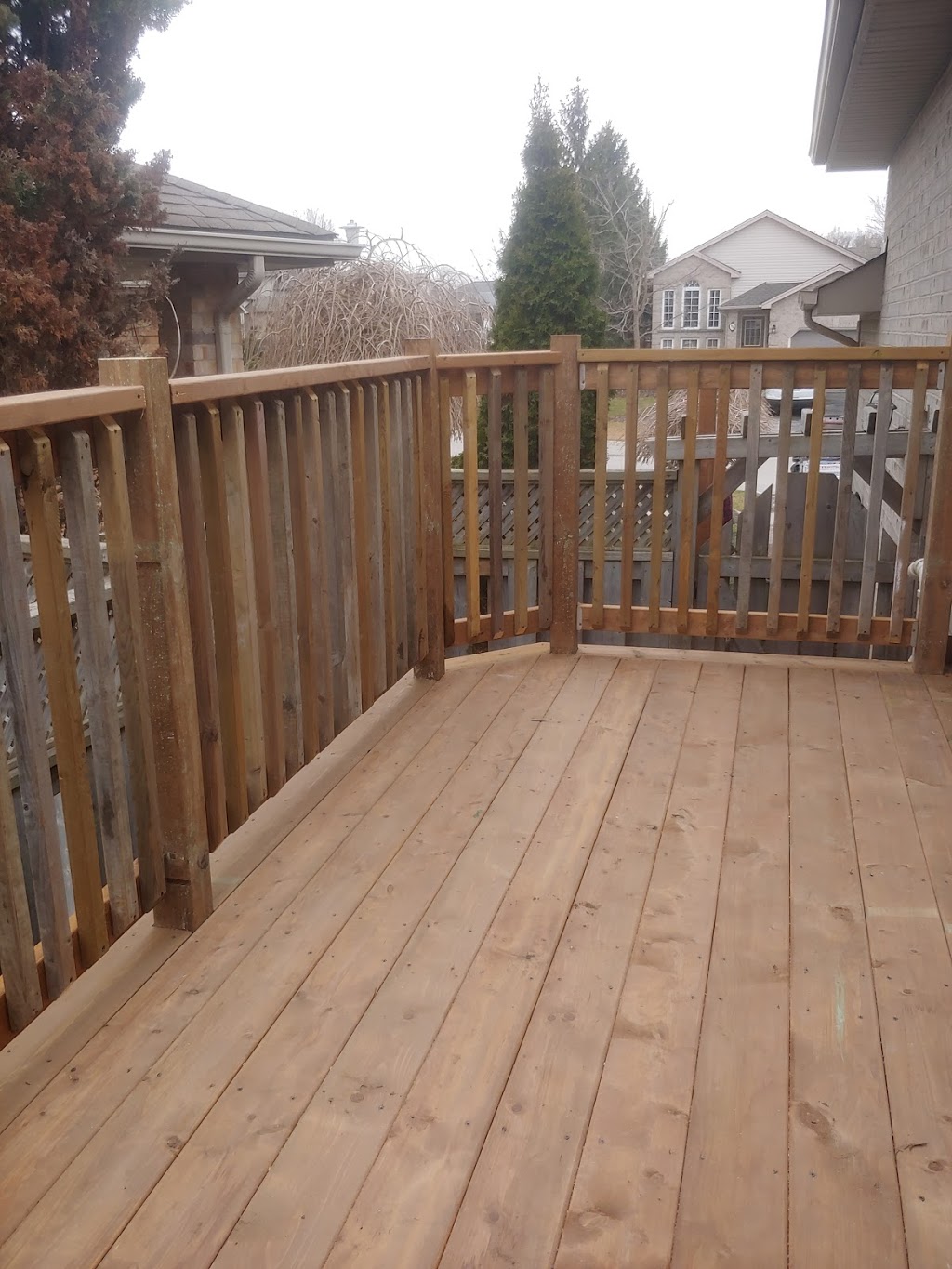 Cw landscaping | 231 Ardsley Crescent, London, ON N5W 5E2, Canada | Phone: (519) 719-5191