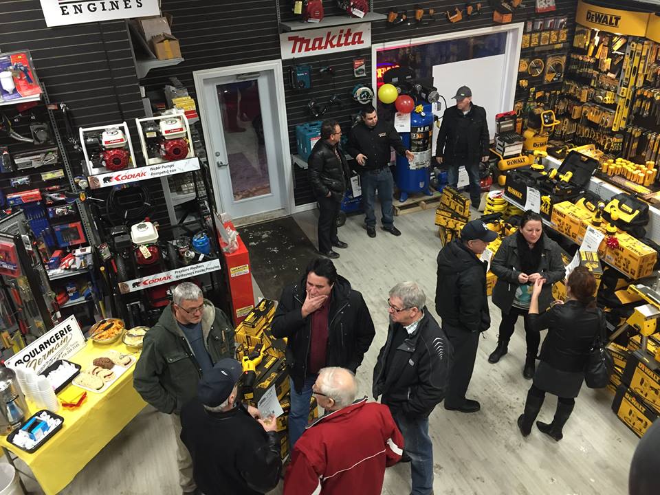 Location St-Tite Inc | 750 QC-153, Saint-Tite, QC G0X 3H0, Canada | Phone: (418) 365-1450