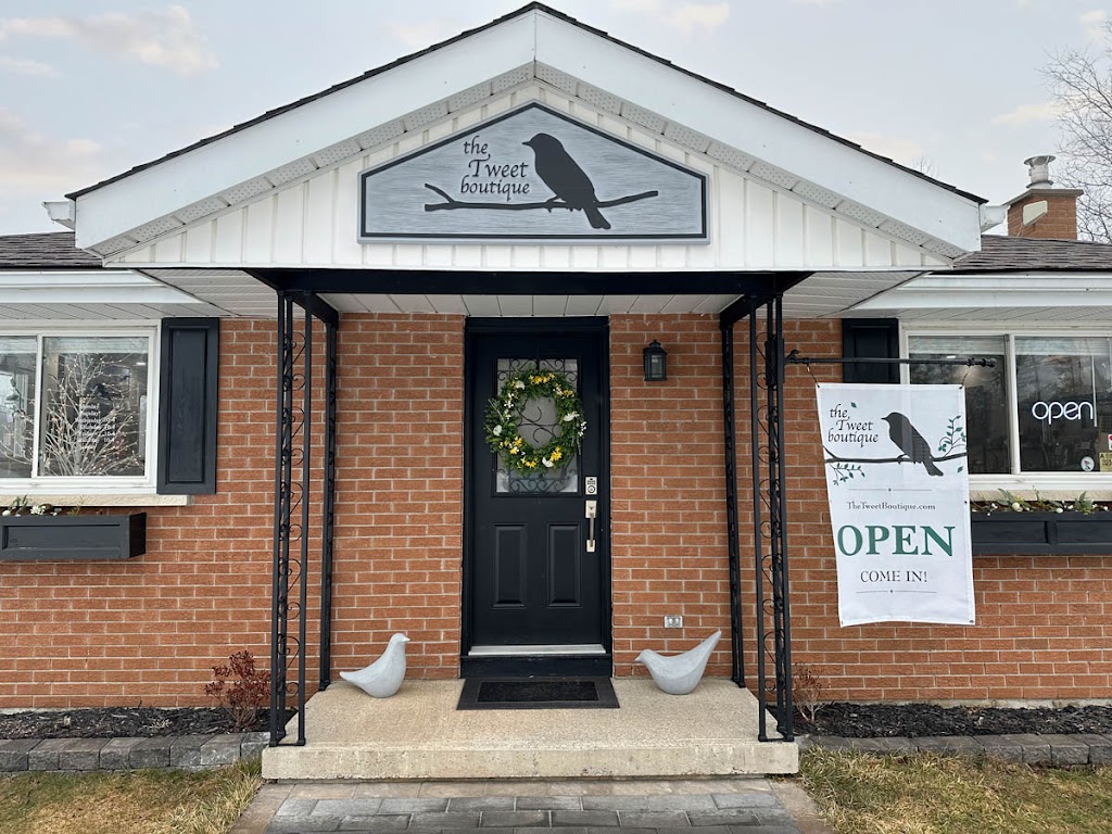 The Tweet Boutique | 1007 Road 506, Cloyne, ON K0H 1K0, Canada | Phone: (613) 336-0200