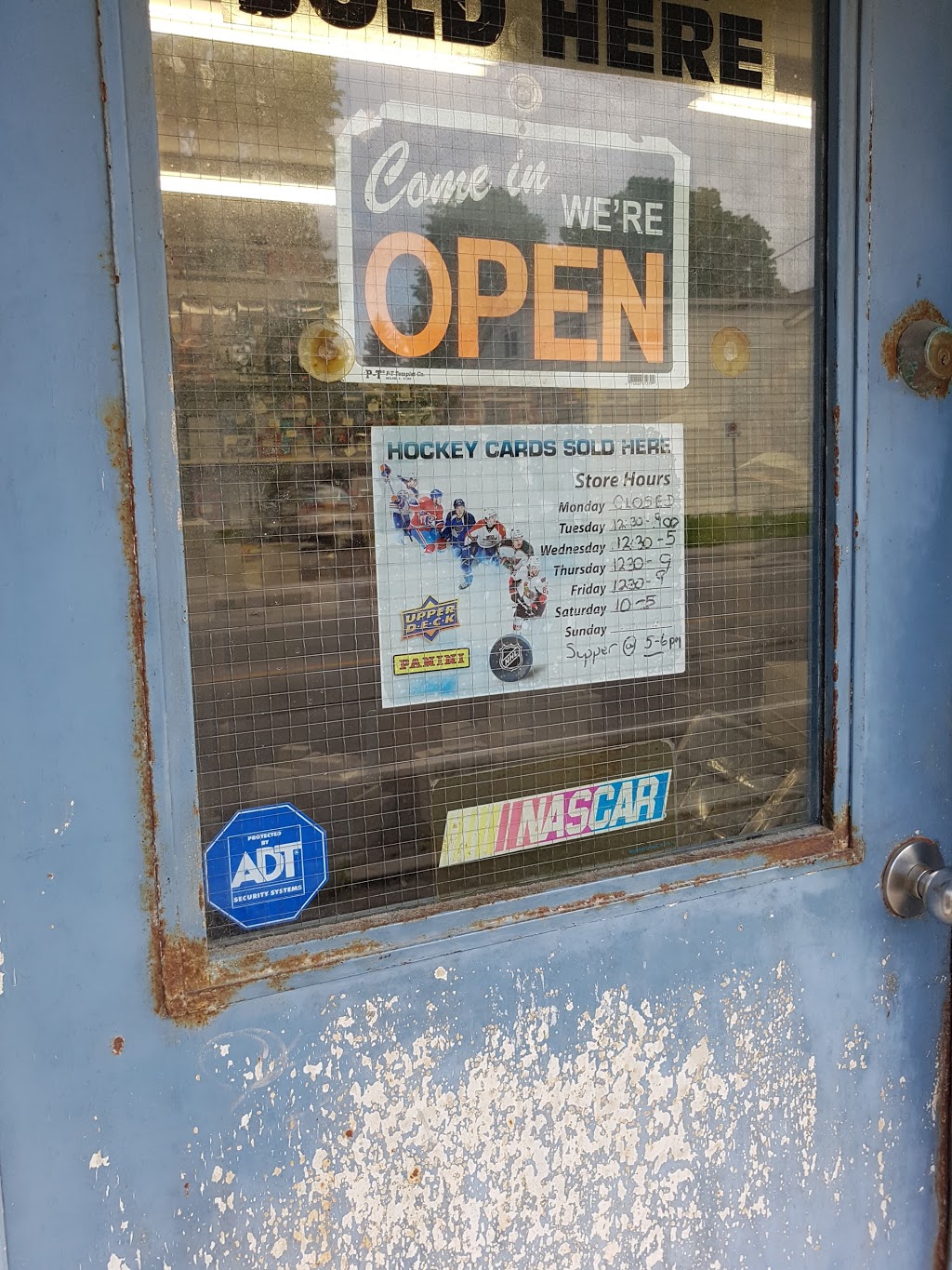A Wad Of Cards | 170 Mary St N, Oshawa, ON L1G 5C2, Canada | Phone: (905) 433-2330
