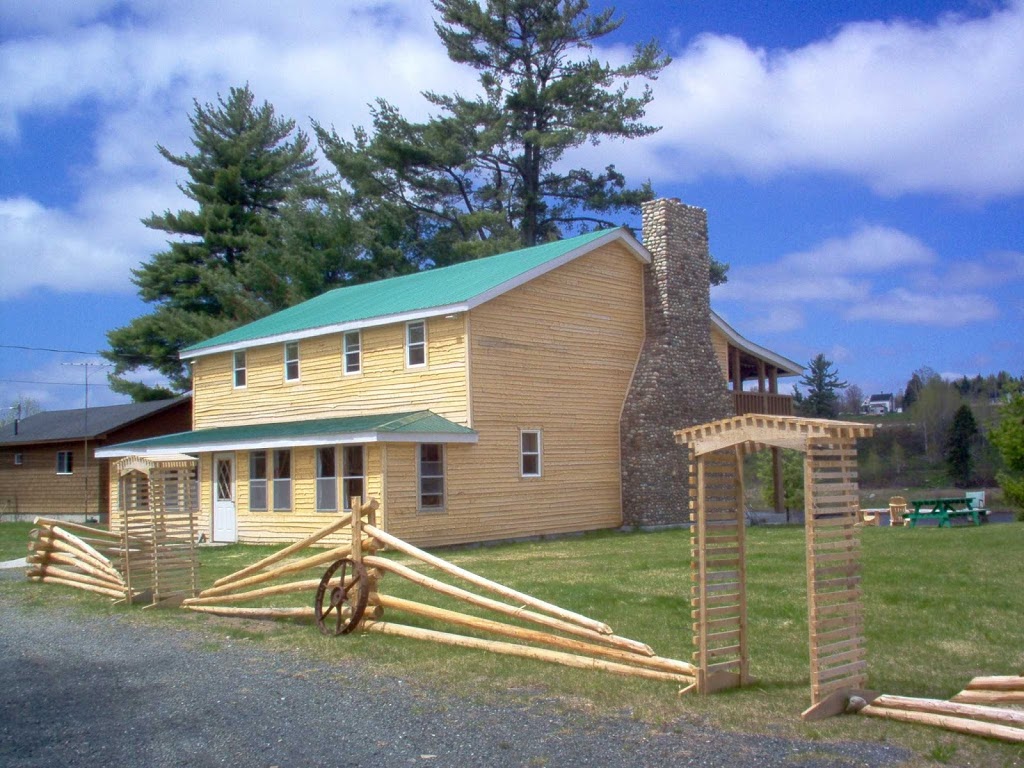 Absolute Outfitters | 48 Kersey Lane Route 118 Hwy, Doyles Brook, NB E9E 2H8, Canada | Phone: (506) 622-3235