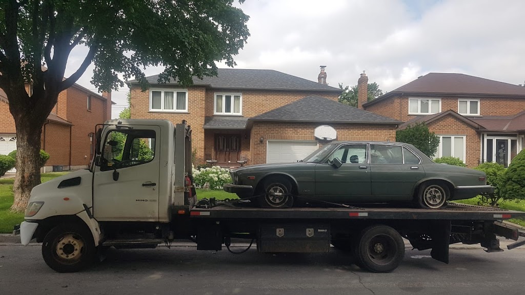 Towing and Scrap Car Removal Vaughan | 19 Asner Ave, Maple, ON L5A 0W6, Canada | Phone: (647) 957-8305