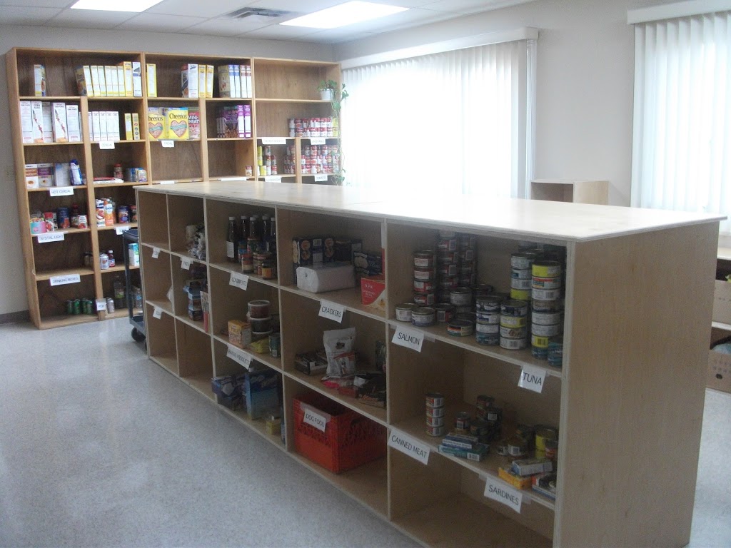West Lincoln Community Care - Food Bank & Client Services | Box 131, 2660 Industrial Park Rd, Smithville, ON L0R 2A0, Canada | Phone: (905) 957-5882