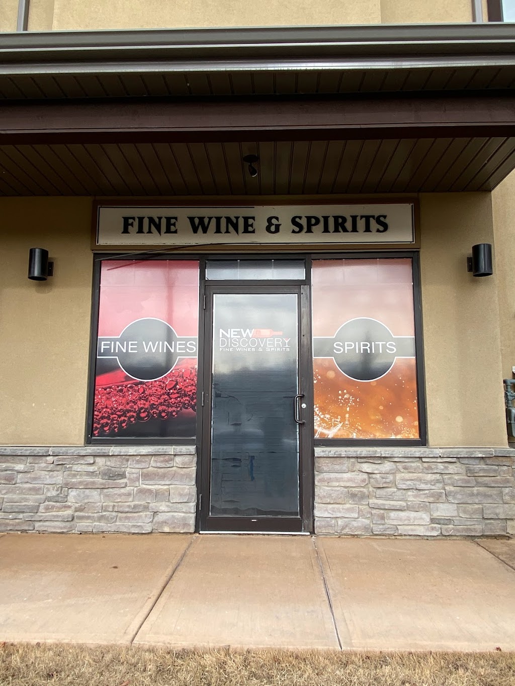 New Discovery Fine Wines & Spirits | 10 Discovery Ridge Hill SW #916, Calgary, AB T3H 5X2, Canada | Phone: (403) 240-1413