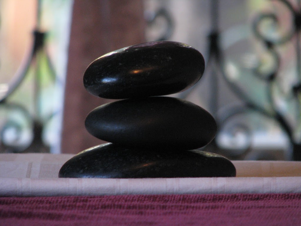 Inner Balance Hot Stone & Massage | 1581 Gregory Pl, Victoria, BC V8P 2T7, Canada | Phone: (250) 893-2256