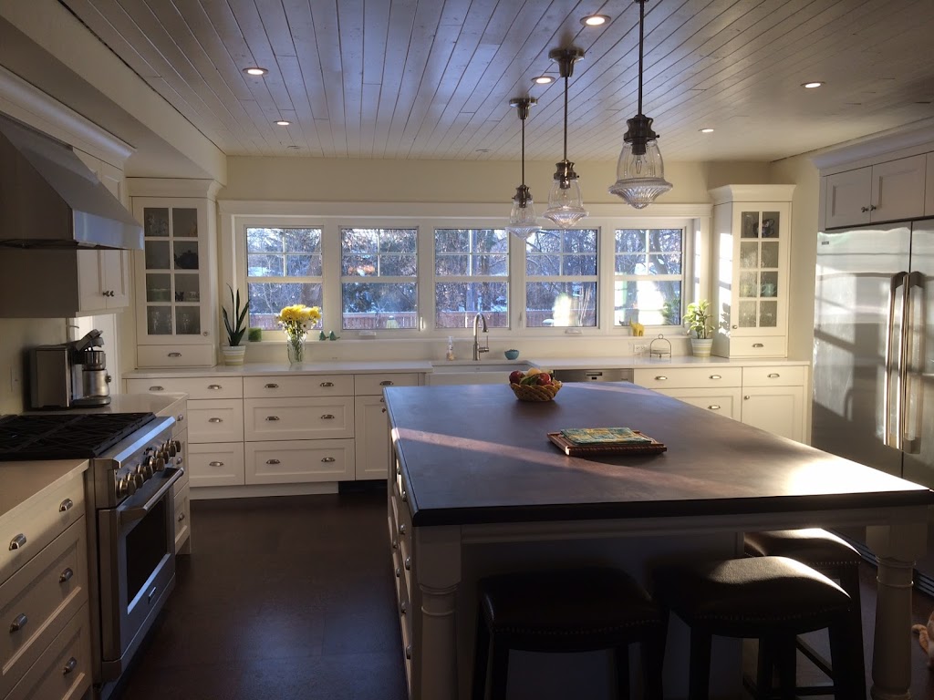 Kitchen Design Winnipeg | 742 McCalman Ave, Winnipeg, MB R2L 1G7, Canada | Phone: (204) 230-1666