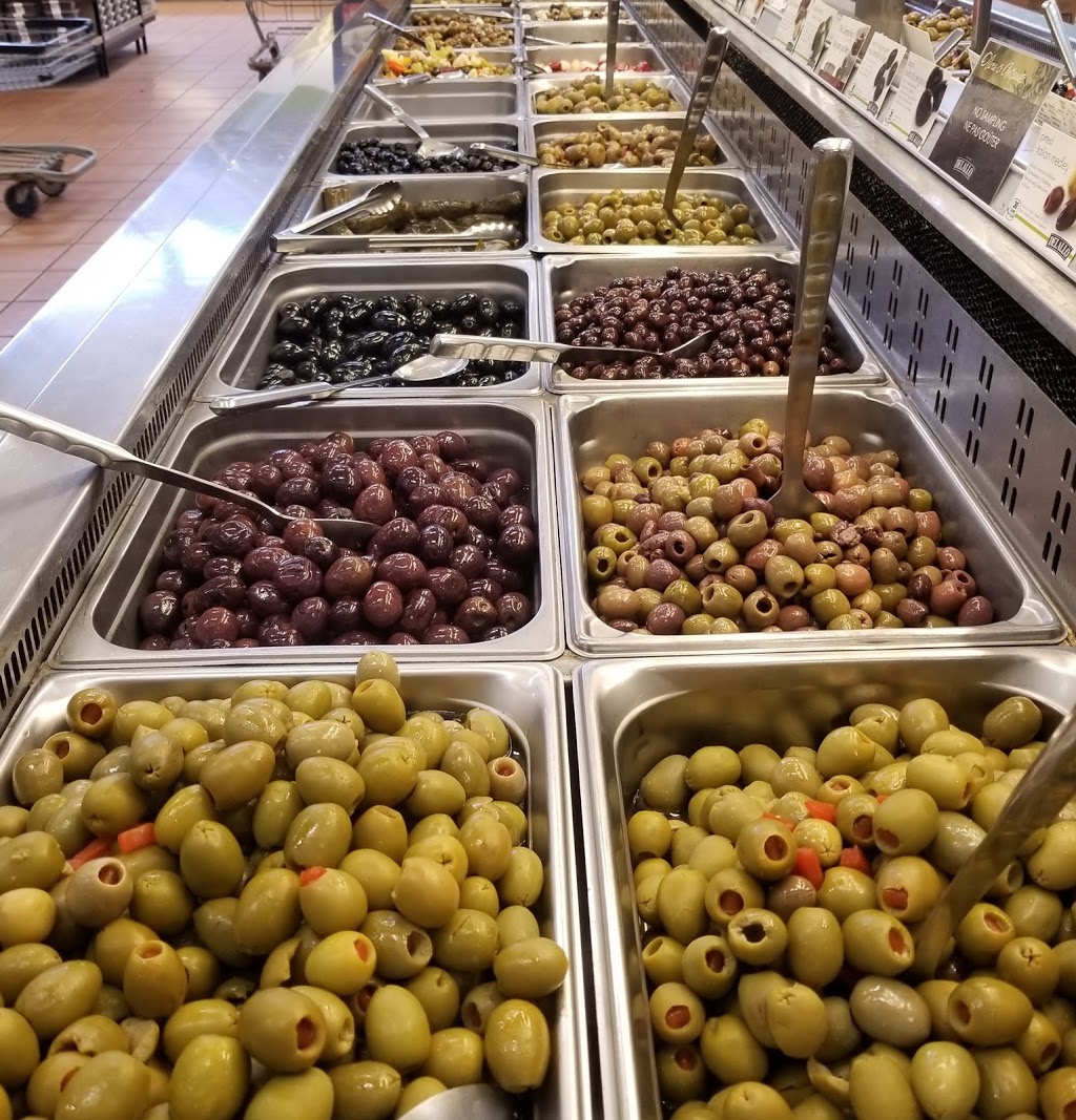 Loblaws | 1980 Baseline Rd, Ottawa, ON K2C 0C6, Canada | Phone: (613) 723-3200