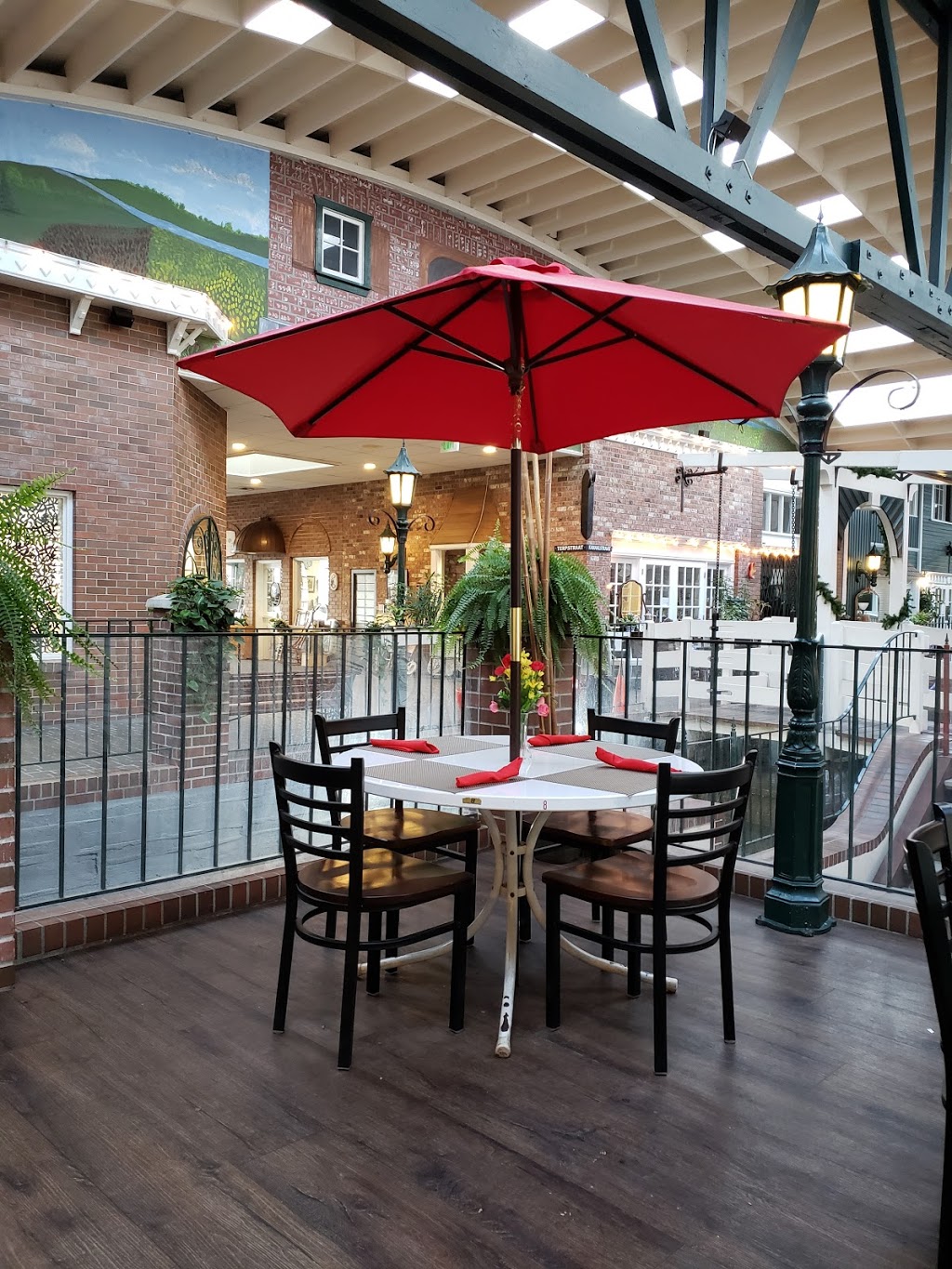 Chandara House - Authentic Thai Cuisine | 655 Front St STE 10, Lynden, WA 98264, USA | Phone: (360) 393-3068