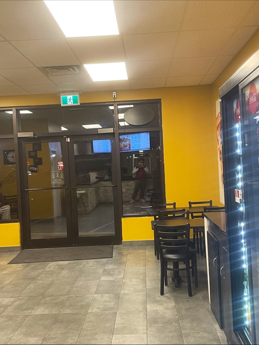 Downtown Pizza - Woodside | 393 Pleasant St, Dartmouth, NS B2Y 4N4, Canada | Phone: (902) 407-0011