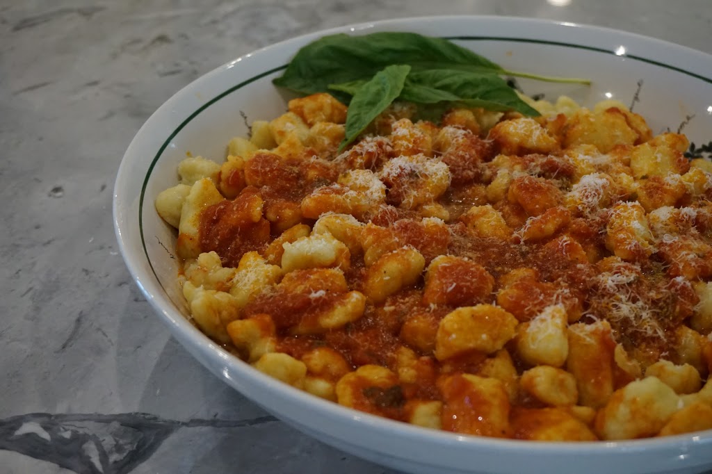 Lorenzos Italian Cuisine | 4003 Road 104, Shakespeare, ON N0B 2P0, Canada | Phone: (519) 662-3602