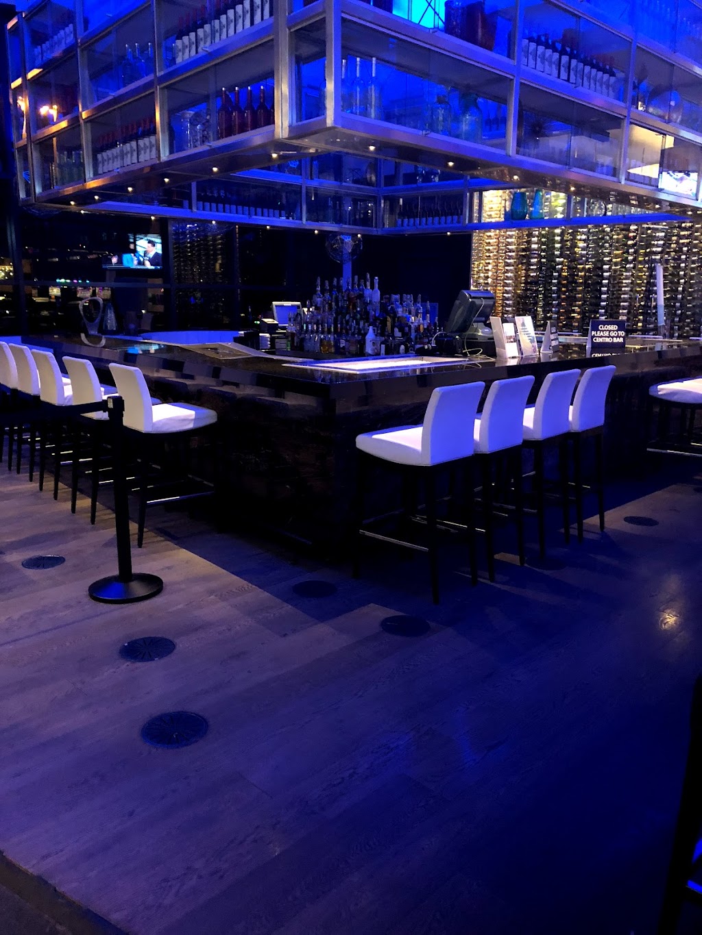 Alpina Lounge | night club | 4331 Dominion St, Burnaby, BC V5G 3E3, Canada | 6044362211 OR +1 604-436-2211