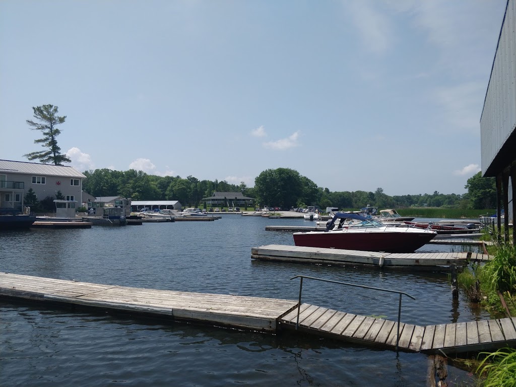 Village Marina | 2762 Honey Harbour Rd, Honey Harbour, ON P0E 1E0, Canada | Phone: (705) 756-2706