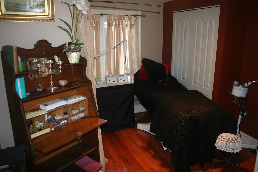 Riverside Spa | 509 Riverside Dr, Peterborough, ON K9J 3Y9, Canada | Phone: (705) 760-3610