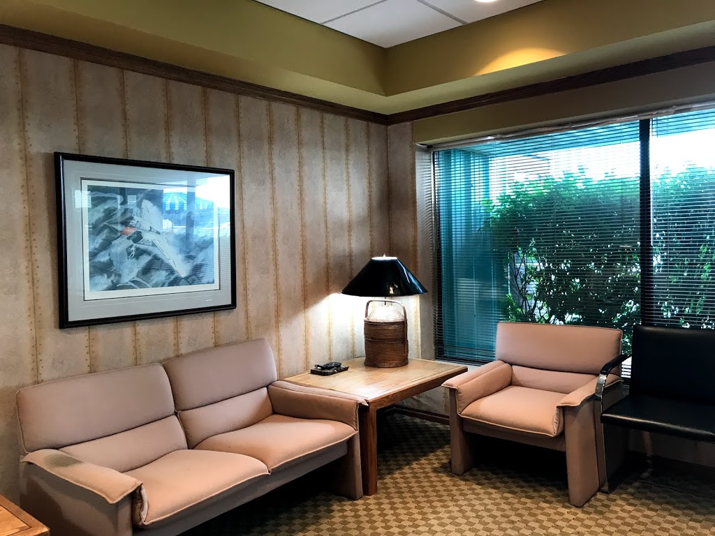 Toronto Buttonville Municipal Airport | 2833 16th Ave, Markham, ON L3R 0P8, Canada | Phone: (905) 477-8100