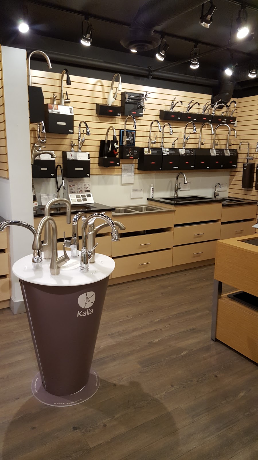 Splashes Bath & Kitchen | 44129 Yale Rd Suite A, Chilliwack, BC V2R 4H2, Canada | Phone: (604) 792-1164