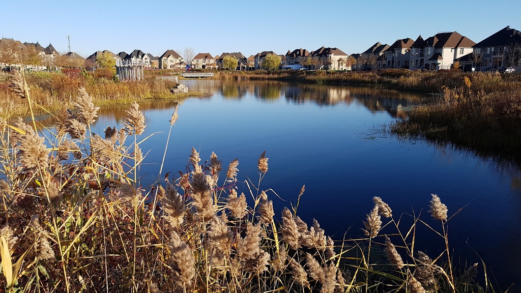 Heritage on the Lake Park Rue du Trotteur, Pierrefonds, QC H9K 1S3