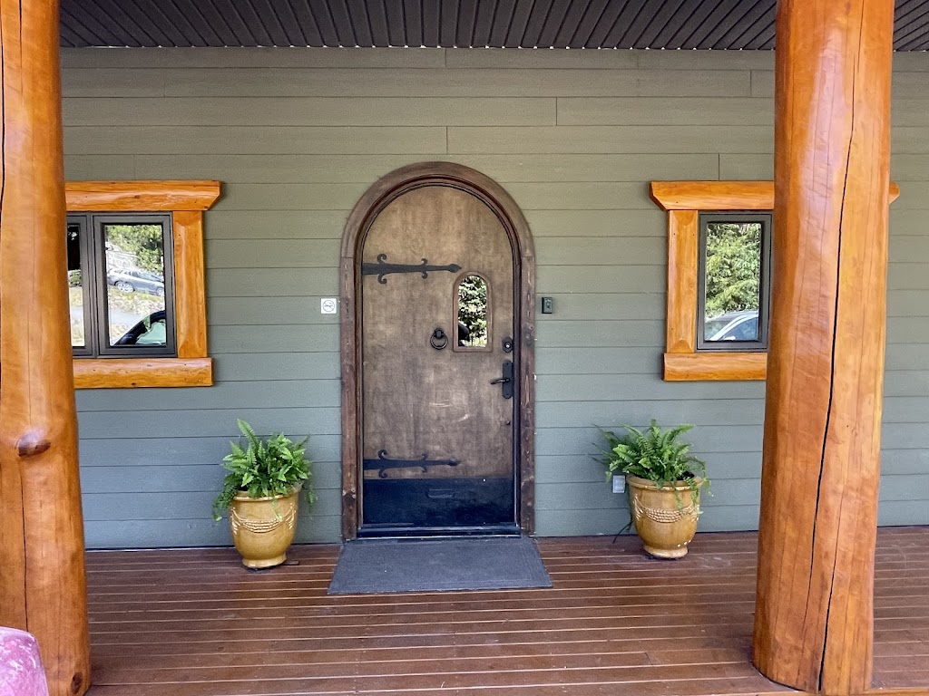 Fernie House | 5395 Highline Dr, Fernie, BC V0B 1M6, Canada | Phone: (403) 615-3892