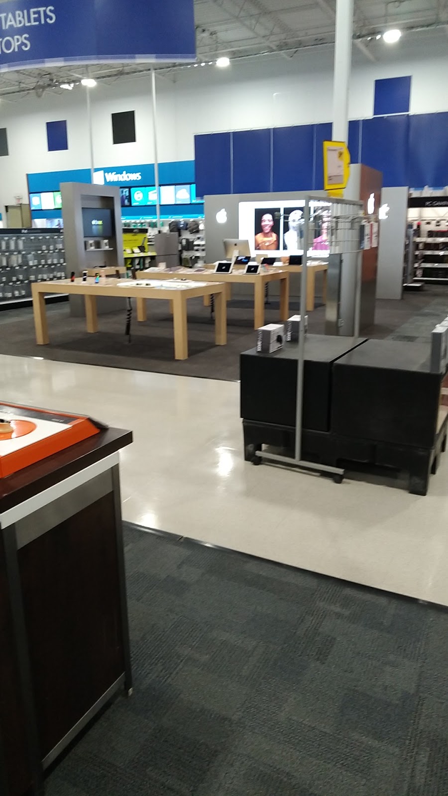 Best Buy | 14 Martindale Crescent Unit 1, Ancaster, ON L9K 1J9, Canada | Phone: (905) 304-7624