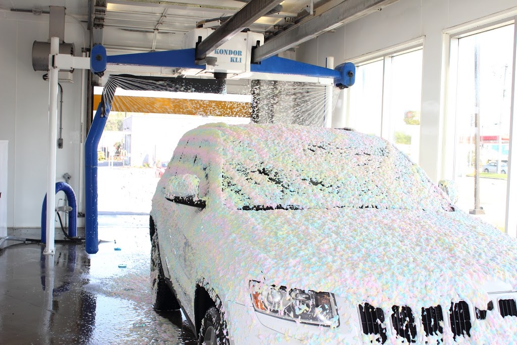 Entretien de Lave-Auto Laval Inc. | 1350 Rue Nationale, Terrebonne, QC J6W 6M1, Canada | Phone: (514) 990-7890
