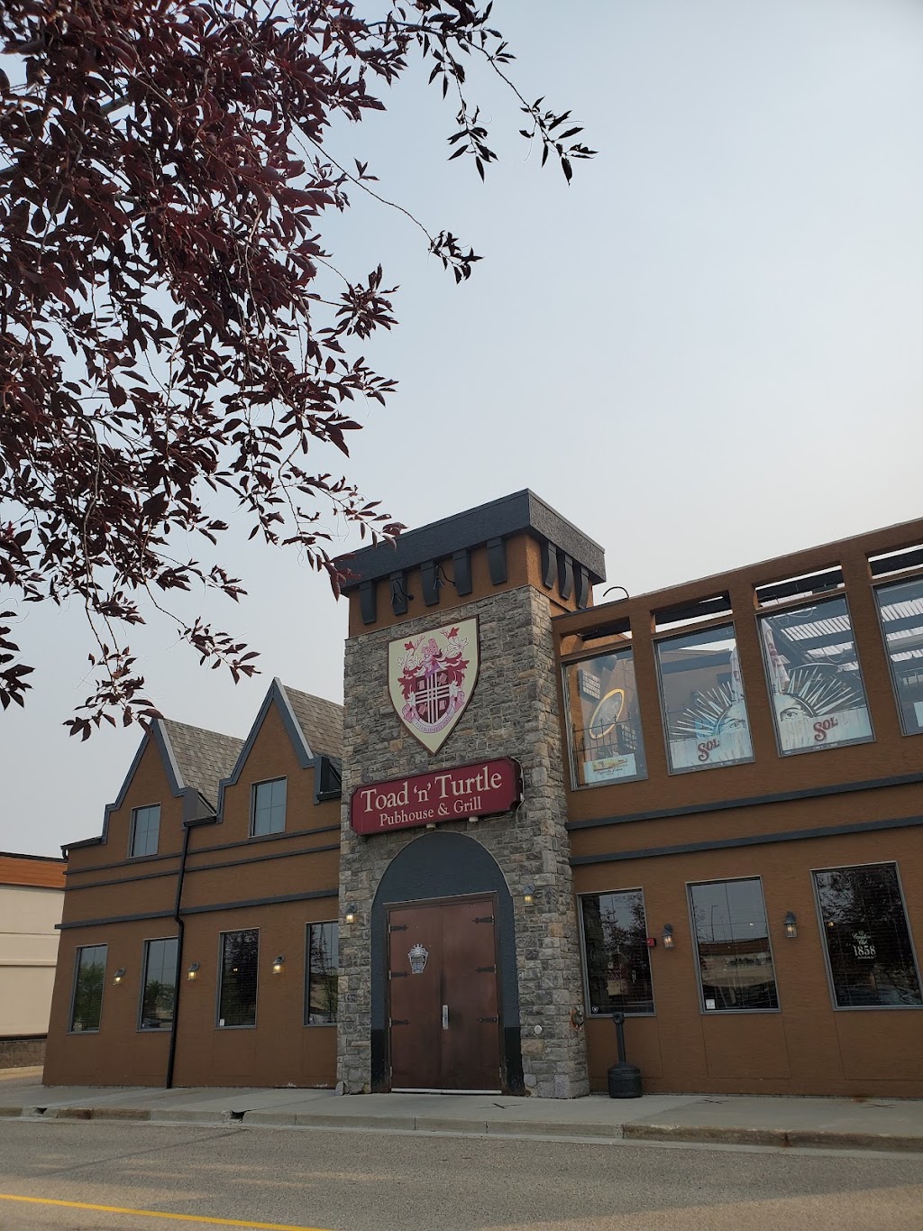 Toad n’ Turtle Pubhouse & Grill | 2004 50 Ave #129, Red Deer, AB T4R 3A2, Canada | Phone: (403) 352-4420