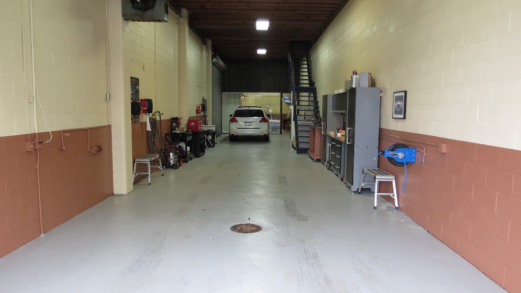 BERMUDA AUTO GLASS LTD. | 799 Kingsway, Vancouver, BC V5V 3C2, Canada | Phone: (778) 379-6255