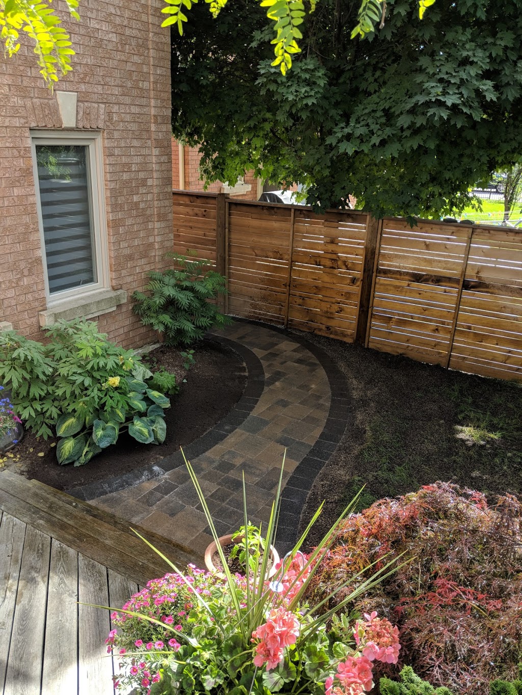 Richland landscape & construction | 13645 Jane St, King City, ON L7B 1A3, Canada | Phone: (416) 409-0217