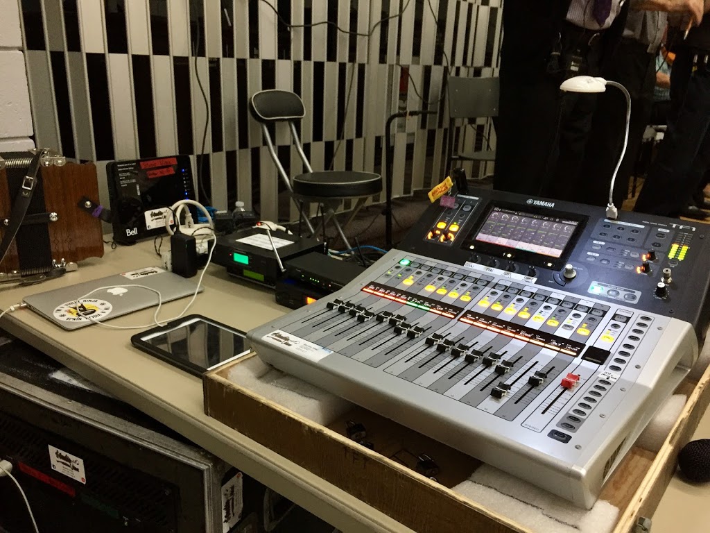 Studio Viau - Sound And Lighting | 25 Rue Ozias Leduc, Saint-Charles-Borromée, QC J6E 8M9, Canada | Phone: (450) 541-9668
