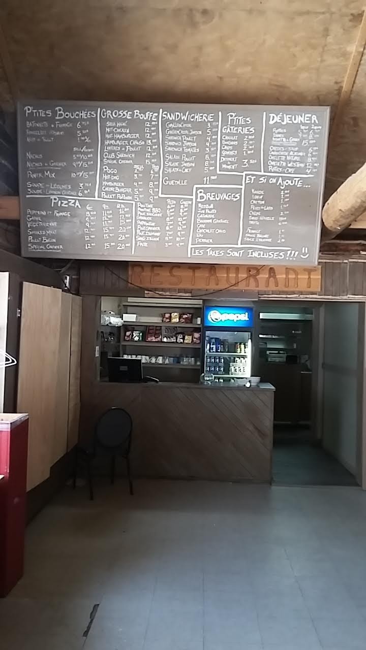 Grenier (Le) | 49 Rue de la Forêt, Notre-Dame-des-Monts, QC G0T 1L0, Canada | Phone: (418) 439-4227