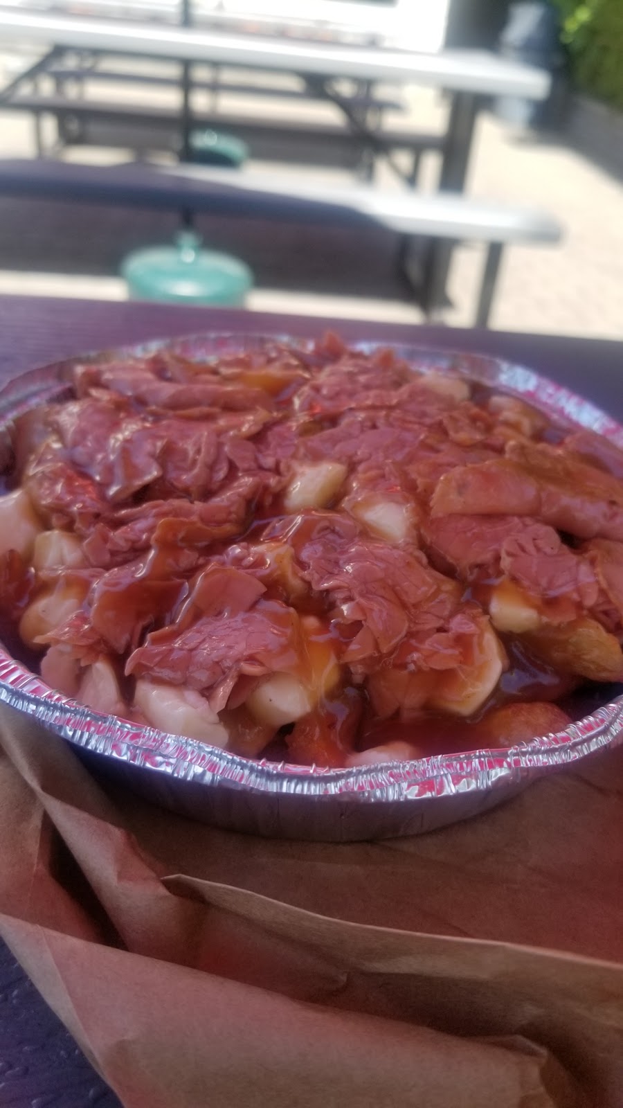 Restaurant Le Frisson | 108 Rue Principale, Châteauguay, QC J6J 5M8, Canada | Phone: (450) 692-1642