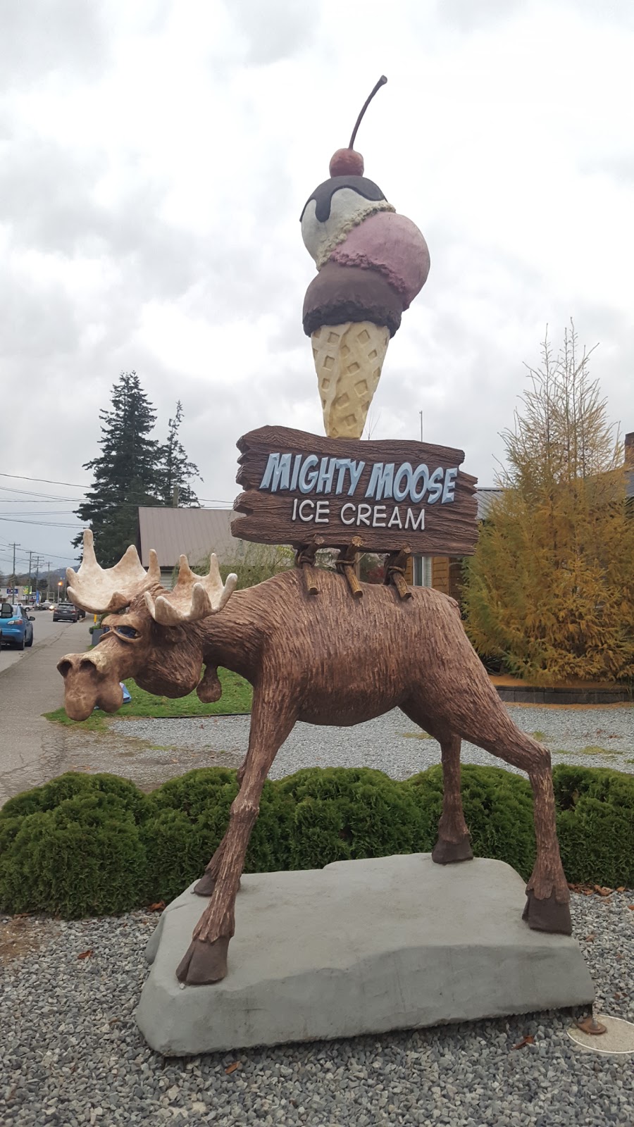 Mighty Moose Ice Cream | 42333 Yarrow Central Rd, Chilliwack, BC V2R 5E2, Canada | Phone: (604) 819-6154