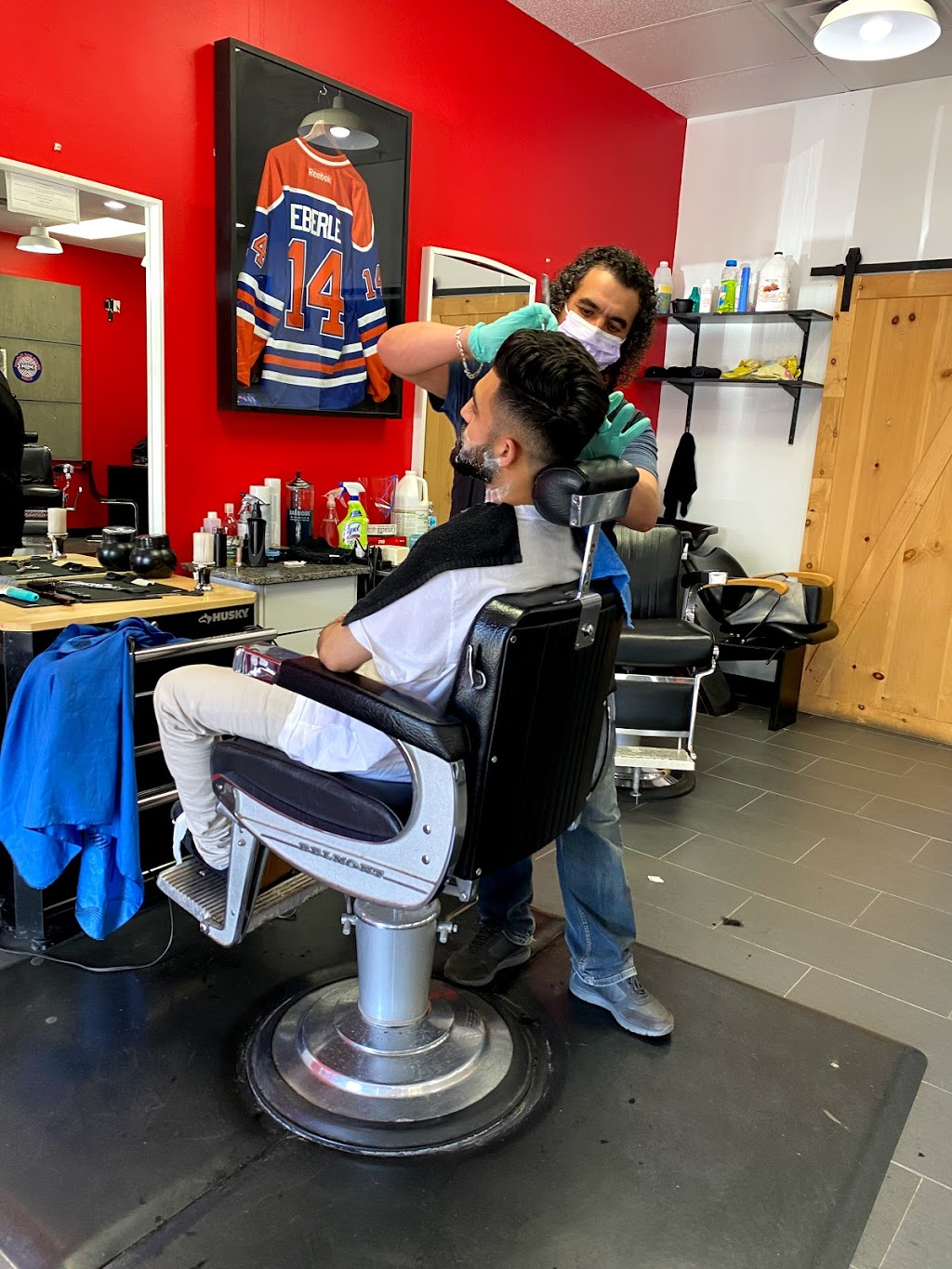 Castle Downs Barber Shop | 15155 121 St NW, Edmonton, AB T5X 3C8, Canada | Phone: (587) 521-4675