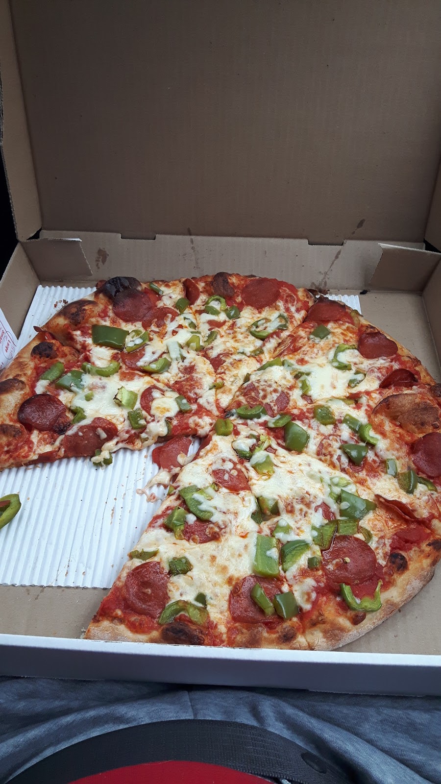 Airport Pizza | 15388 Airport Rd, Caledon East, ON L7C 1E6, Canada | Phone: (905) 584-2288