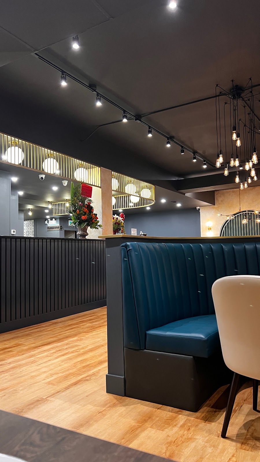 PHO KINGDOM | 720 16 Ave NW, Calgary, AB T2M 0J8, Canada | Phone: (403) 475-0699