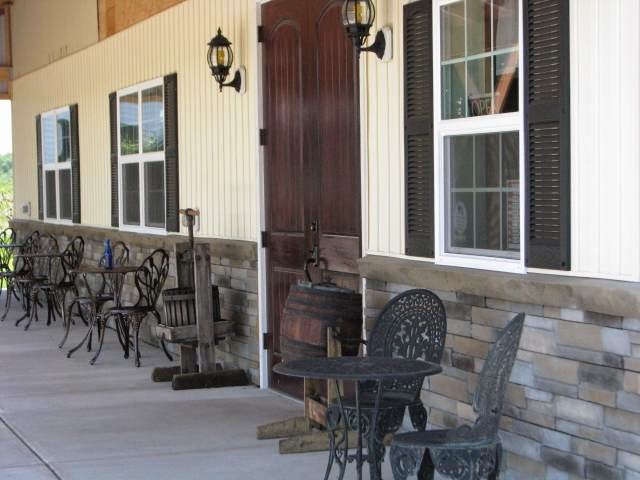 Black Willow Winery | 5565 W Lake Rd, Burt, NY 14028, USA | Phone: (716) 439-1982