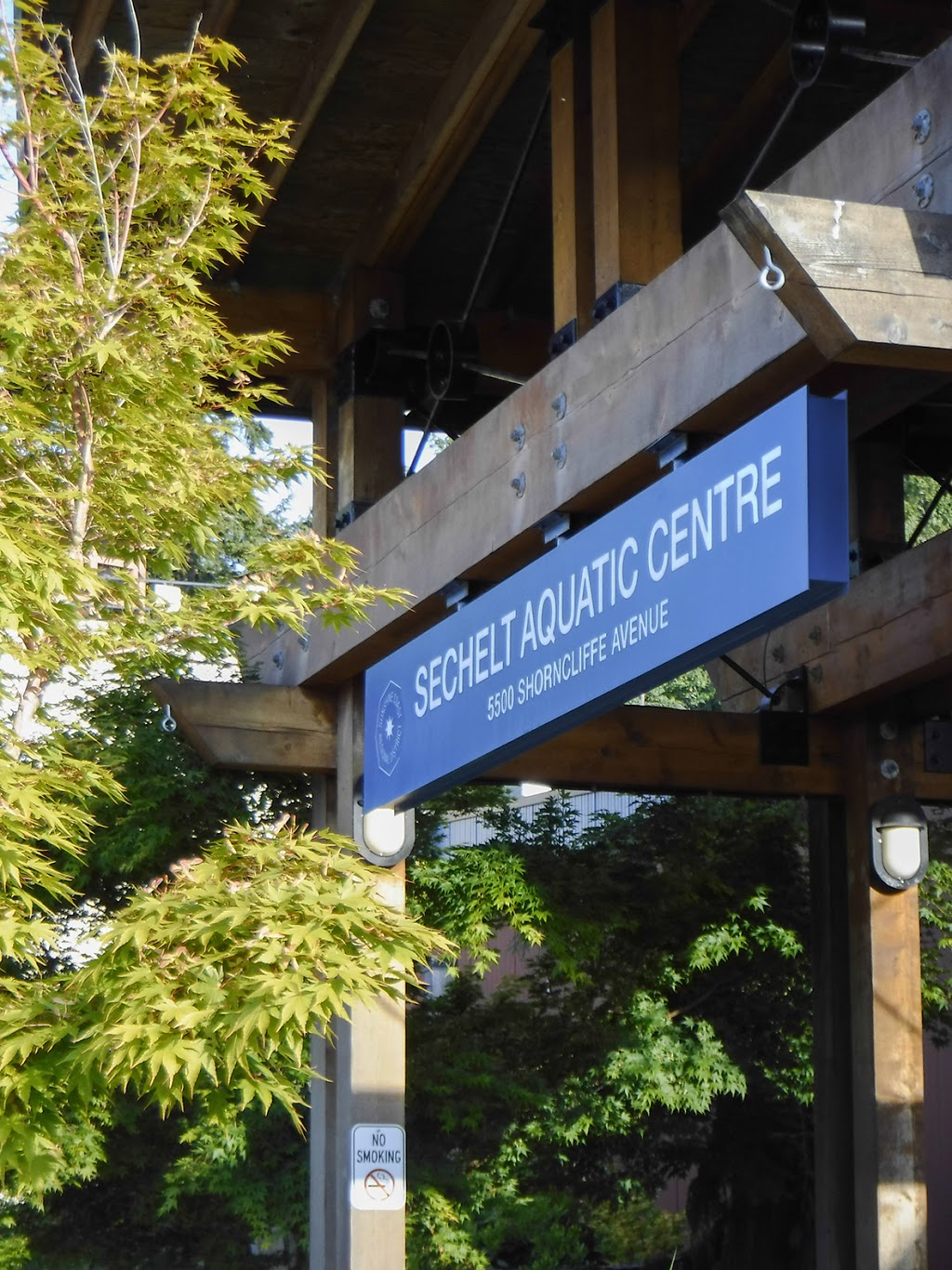 Sechelt Aquatic Centre | 5500 Shorncliffe Ave, Sechelt, BC V0N 3A0, Canada | Phone: (604) 885-6865